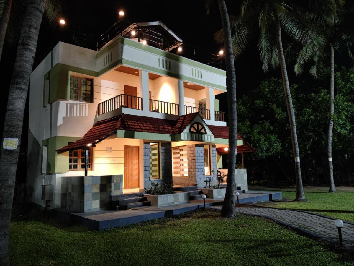 Mermaid Resorts & Banquets Madrás Exterior foto
