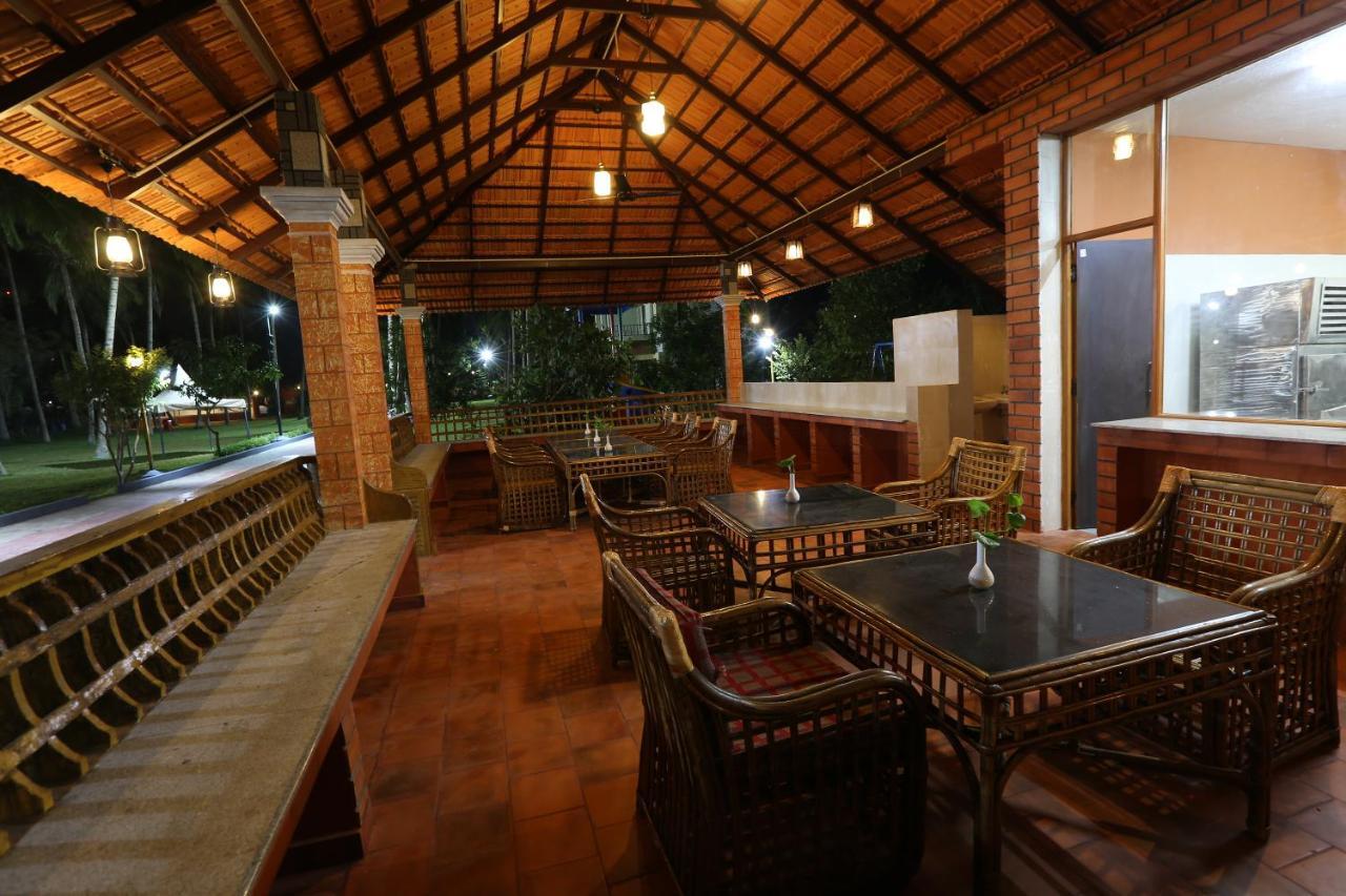Mermaid Resorts & Banquets Madrás Exterior foto